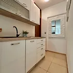 Z Apartamento Njivice