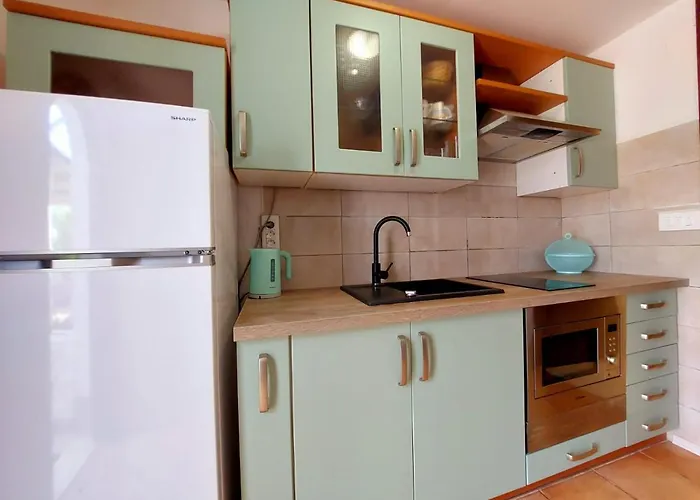 Apartment Z *