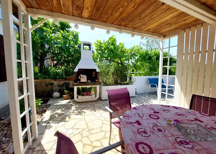 Apartment Z Njivice