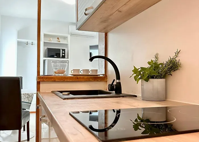 Apartment Z *