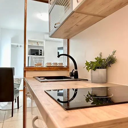 Διαμέρισμα Z *